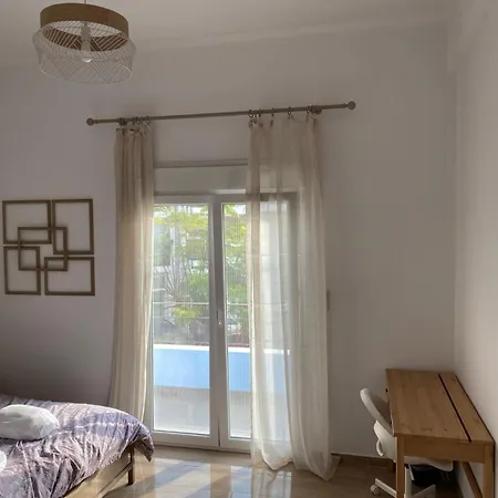 Azure House Apartment *